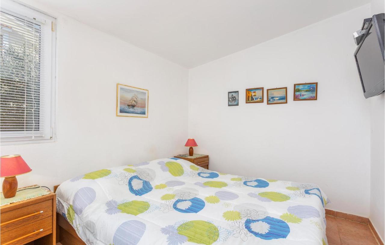 1 Bedroom Beautiful Apartment In Linardići מראה חיצוני תמונה